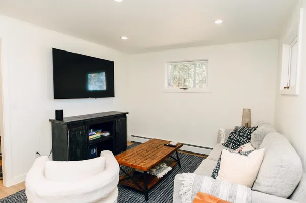 $899,000 | 500 Ayers Farm Road, Stowe, VT 05672