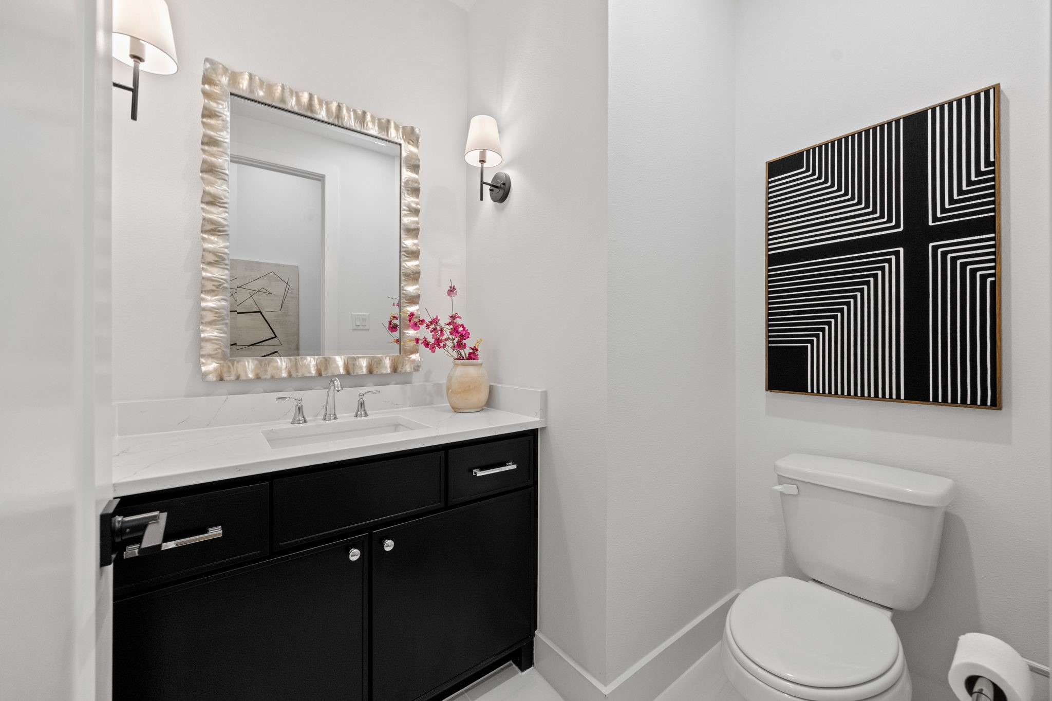 9603 Carousel Lane Houston, TX 77080 - Photo 16 of 32 This Home is Move-In Ready!