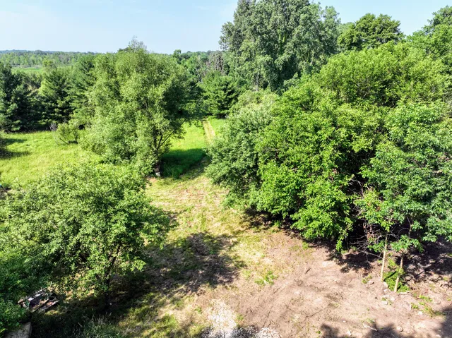 $525,000 | 24 24 Mile Road, Marshall, MI 49068