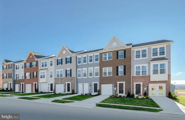 $346,270 | 439 Seeback Drive, Unit 255, Charles Town, WV 25414