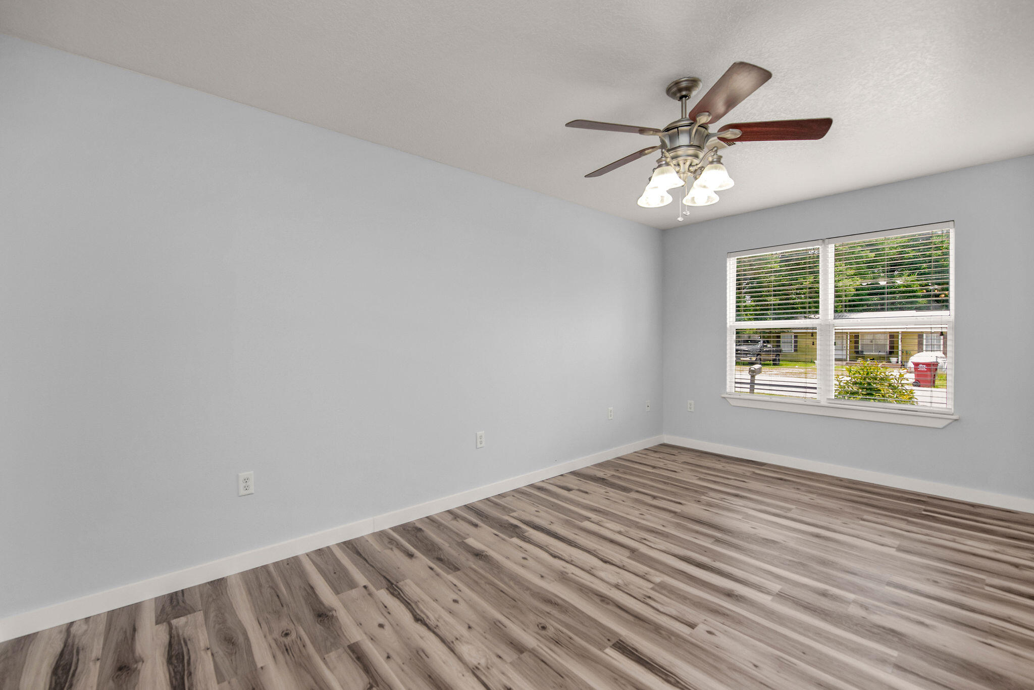 609 East Edney Avenue Crestview, FL 32539 - Photo 12 of 32 Edney-11-3