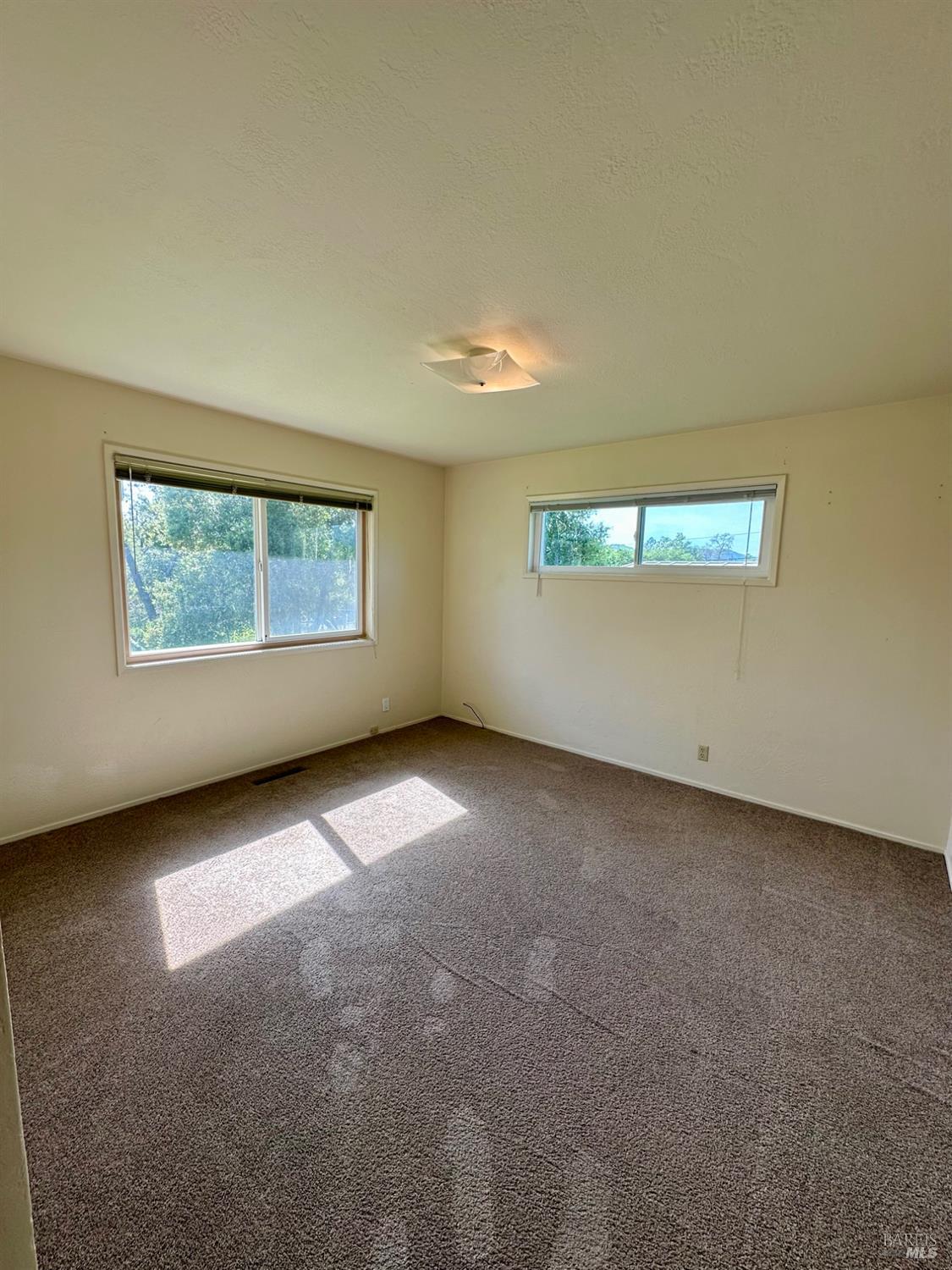 699 Mund Road St. Helena, CA 94574 - Photo 15 of 19