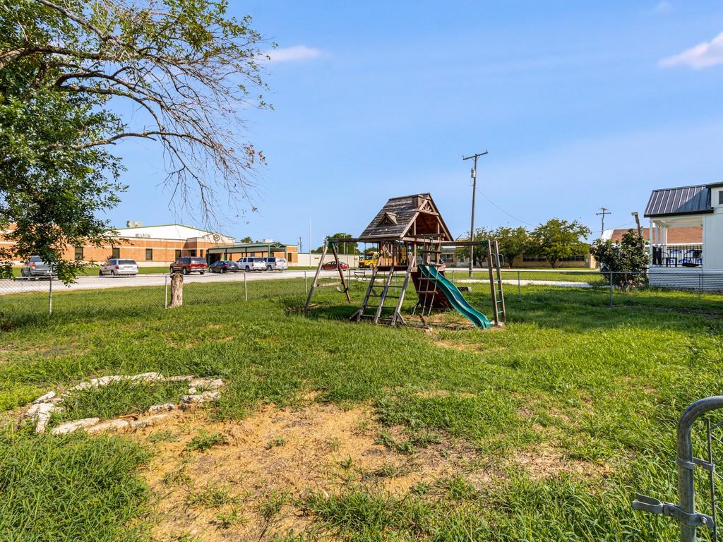 112 West Hackberry Street Malone, TX 76660 - Photo 35 of 38