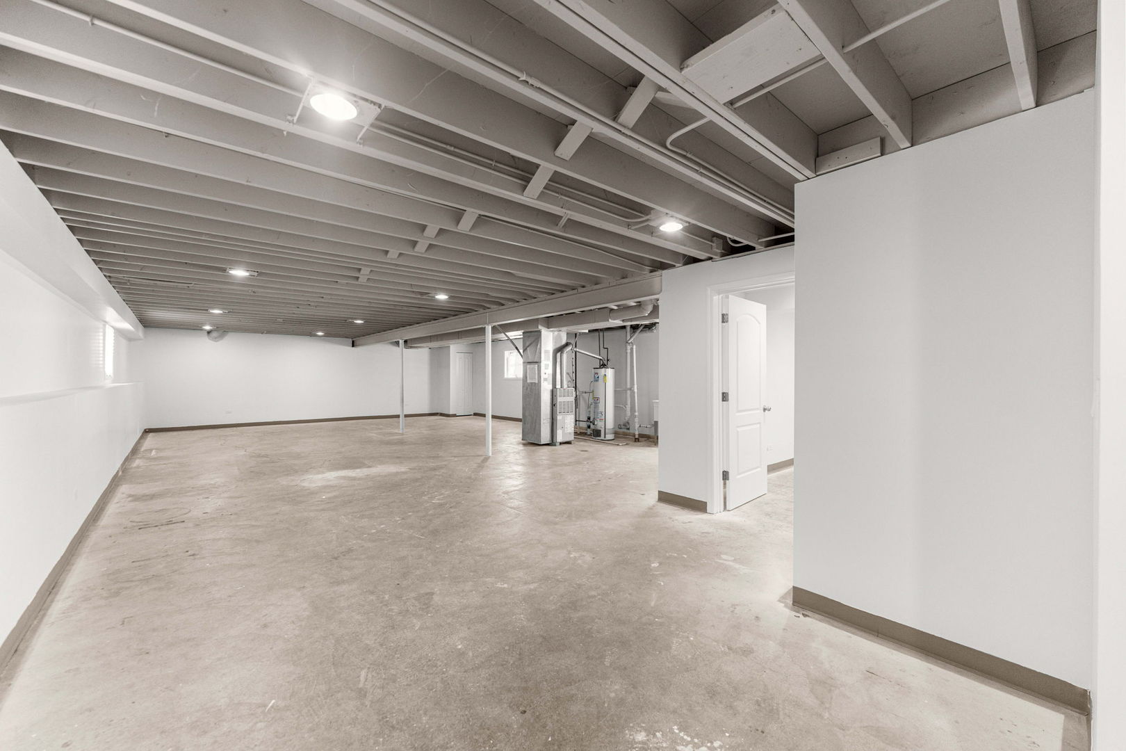 16446 Spaulding Avenue Markham, IL 60428 - Photo 19 of 27 a view of empty room