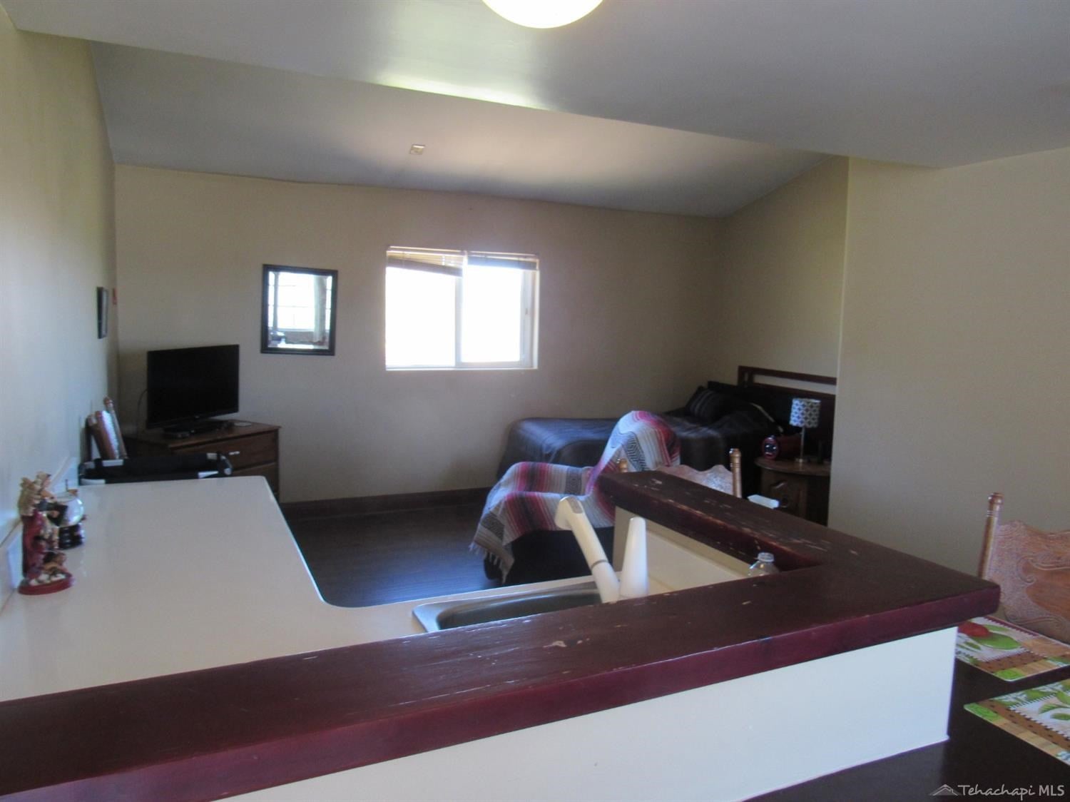 19605 Water Canyon Road Tehachapi, CA 93561 - Photo 19 of 25 Gallery Image 19