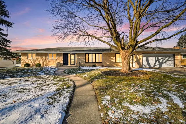 $270,000 | 126 Shirley Avenue, Rochelle, IL 61068