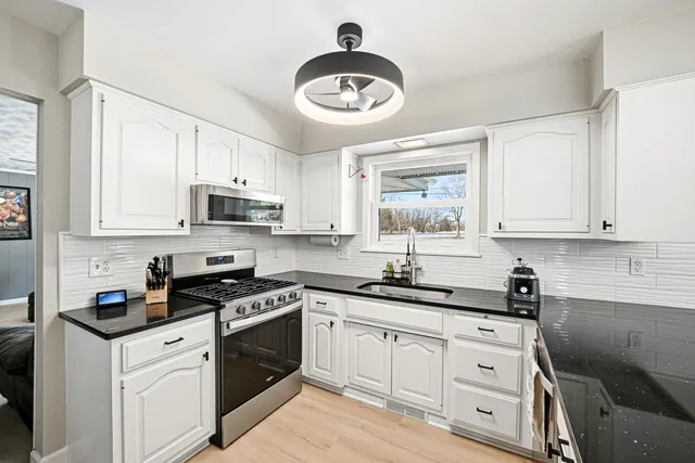 $270,000 | 126 Shirley Avenue, Rochelle, IL 61068