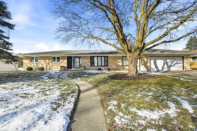 $270,000 | 126 Shirley Avenue, Rochelle, IL 61068