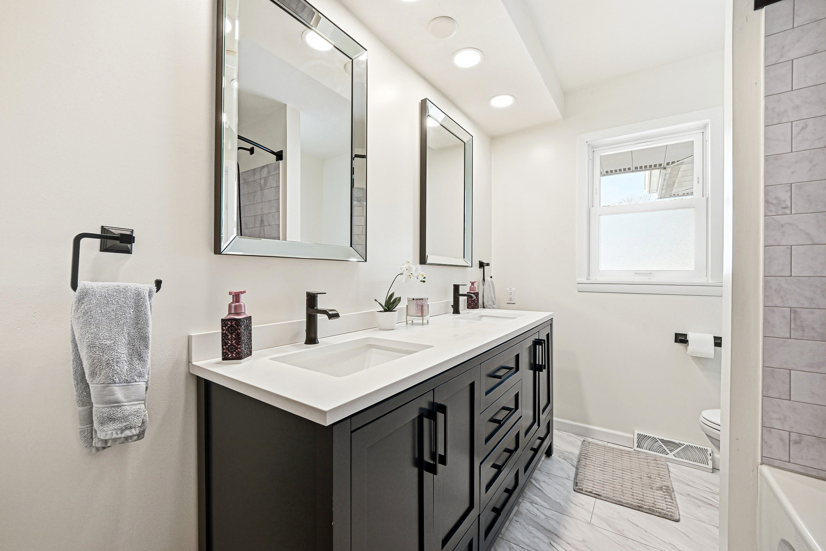 126 Shirley Avenue Rochelle, IL 61068 - Photo 37 of 53