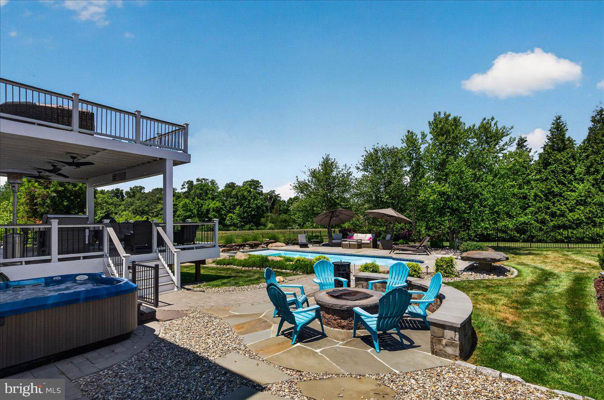 42458 Reservoir Ridge Place Ashburn, VA 20148 - Photo 66 of 80 Fire pit - wood burning