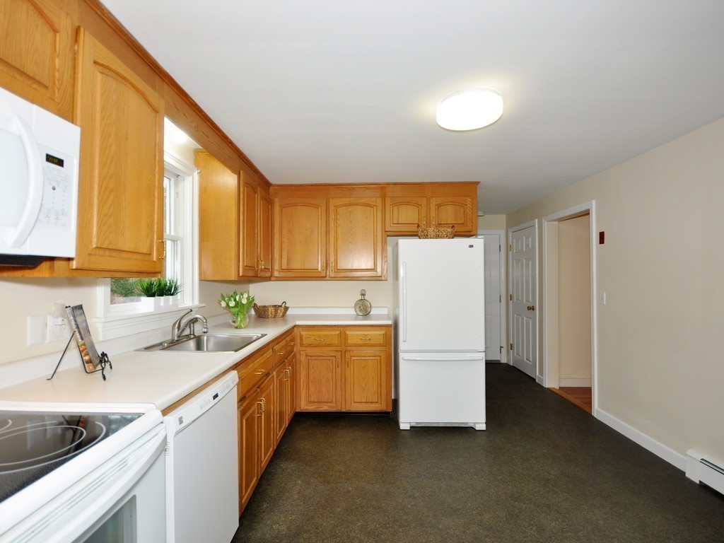 94 Anson Road Concord, MA 01742 - Photo 7 of 21 Gallery Image 7