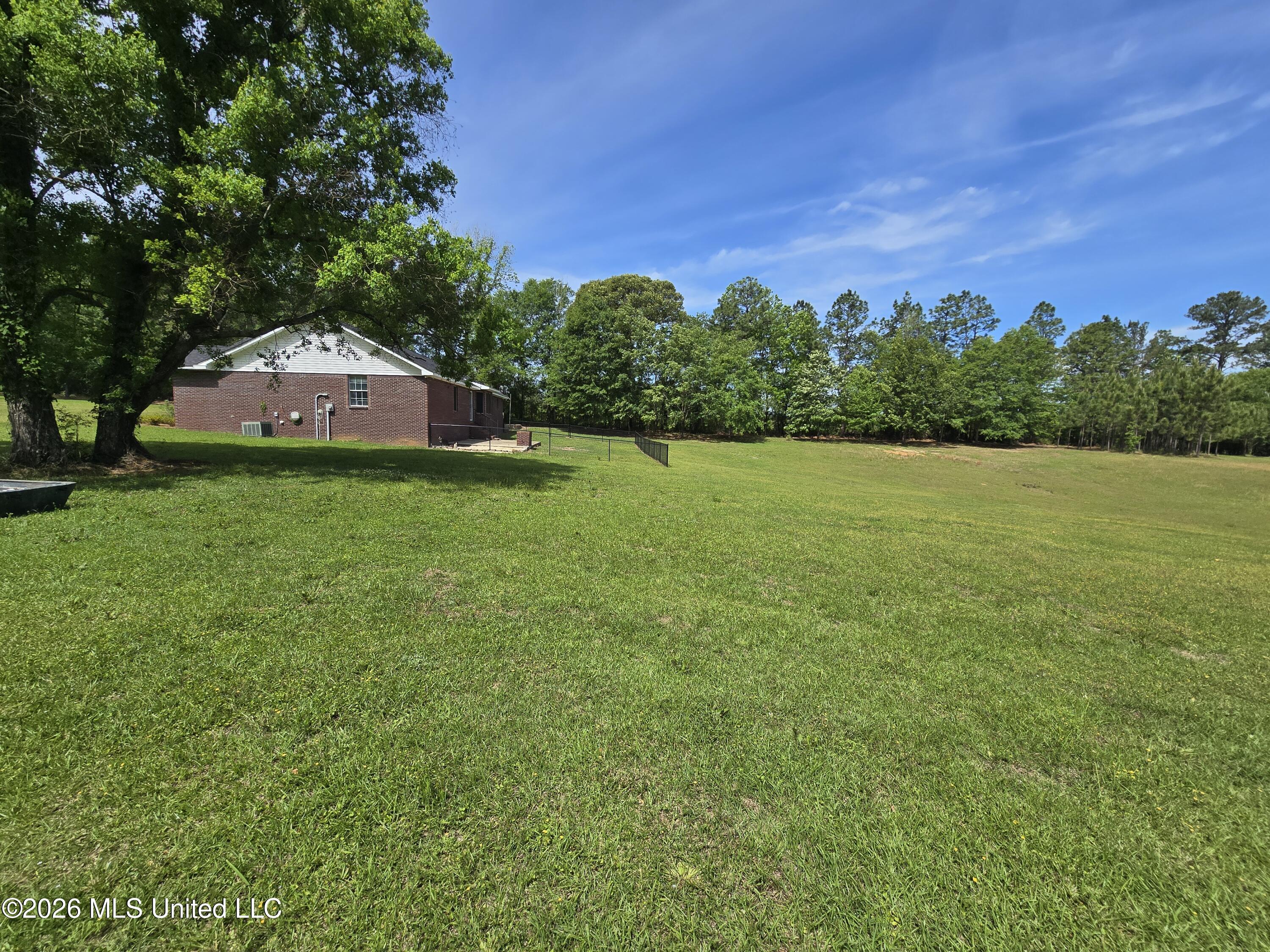 79 Harrington Road Hattiesburg, MS 39401 - Photo 7 of 50 8