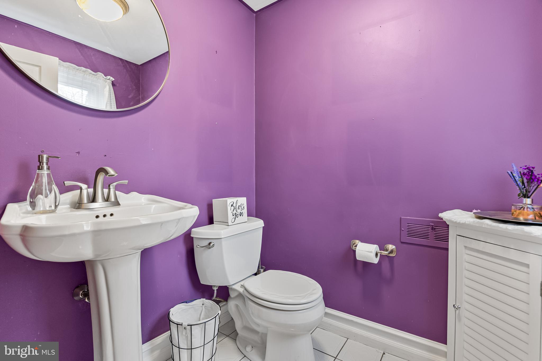 2802 Hunterdon Drive Cinnaminson, NJ 08077 - Photo 12 of 37 a bathroom with a sink mirror and toilet