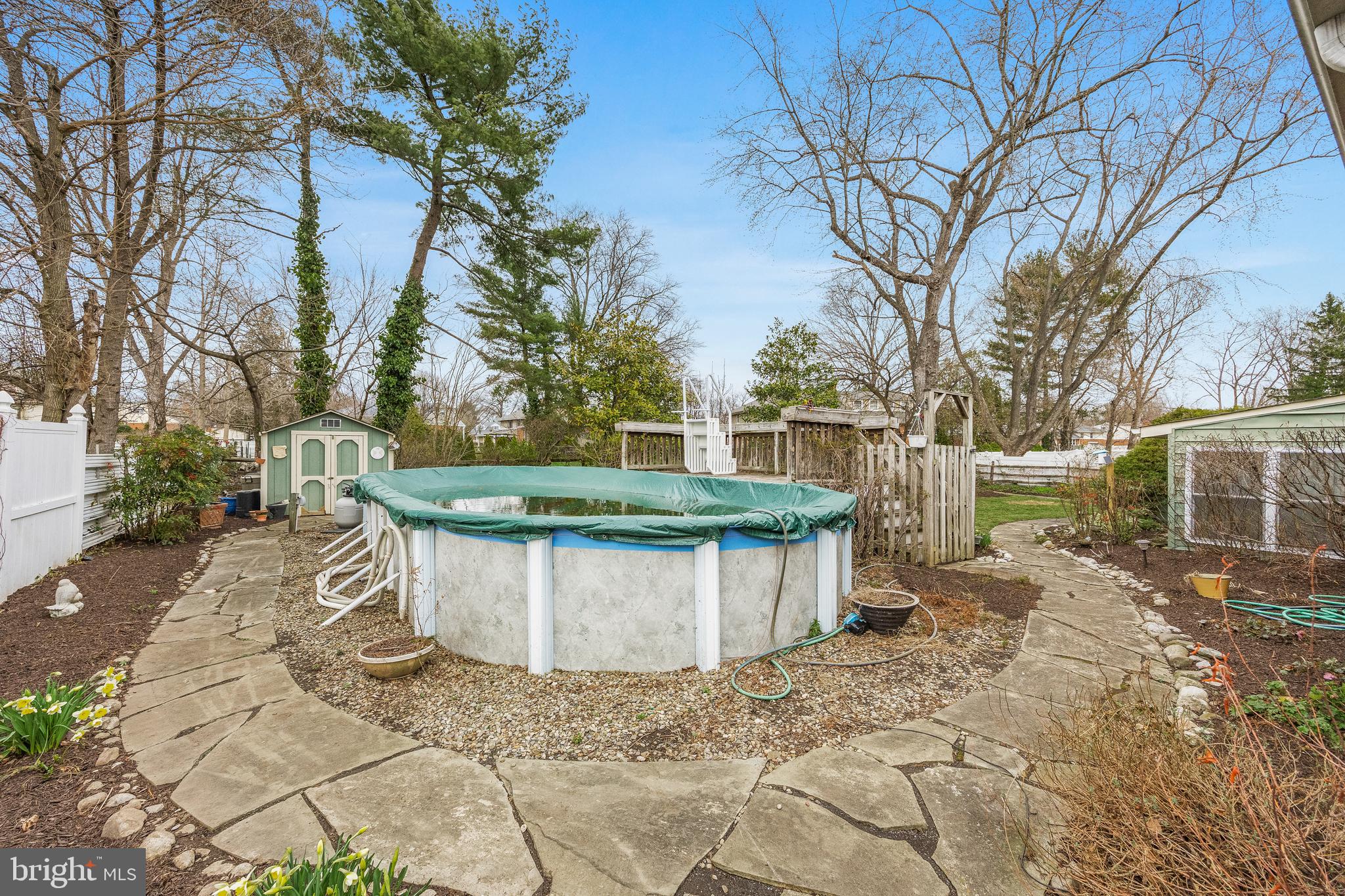 2802 Hunterdon Drive Cinnaminson, NJ 08077 - Photo 25 of 37 a view of a backyard with large trees