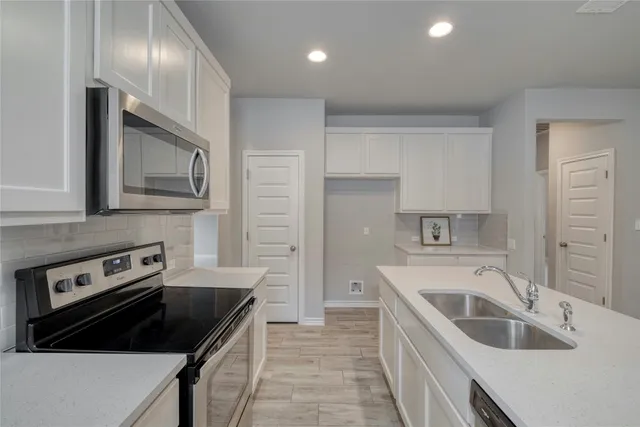 $1,995 | 205 Prosecco Path, Leander, TX 78641