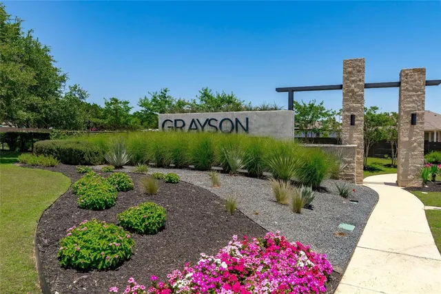 $1,995 | 205 Prosecco Path, Leander, TX 78641