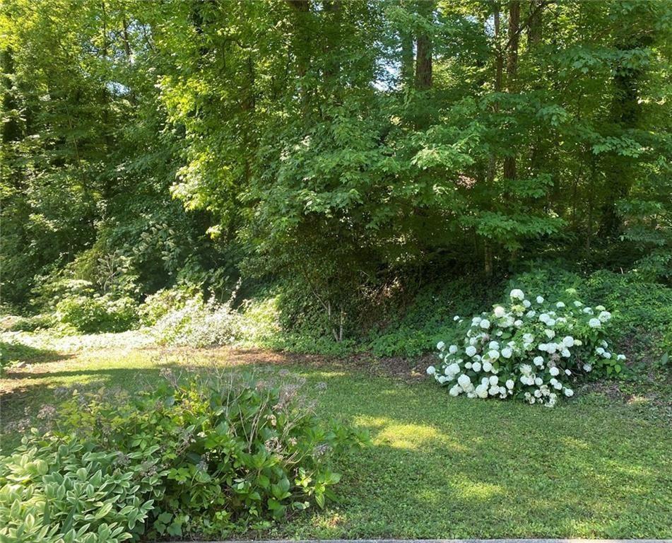 1807 Merry Oak Road Southwest Marietta, GA 30008 - Photo 20 of 21 Gallery Image 20