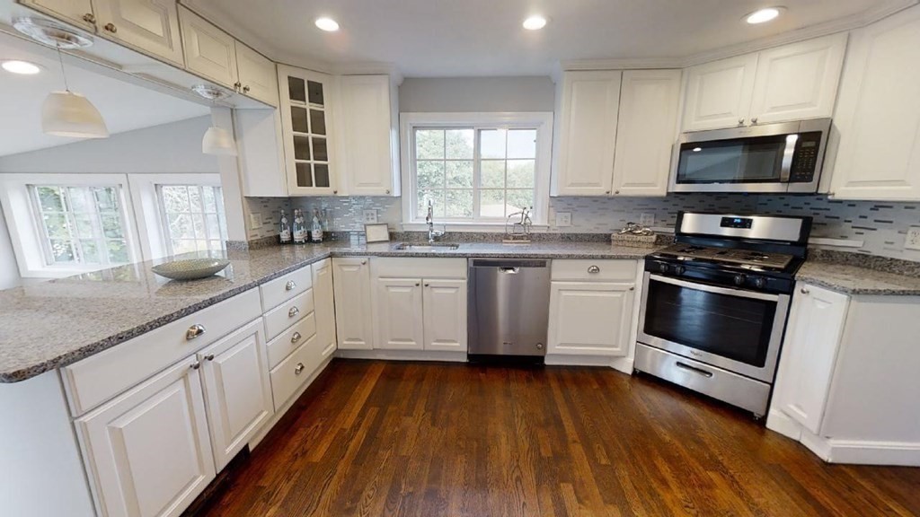11 Lund Road Medford, MA 02155 - Photo 8 of 25