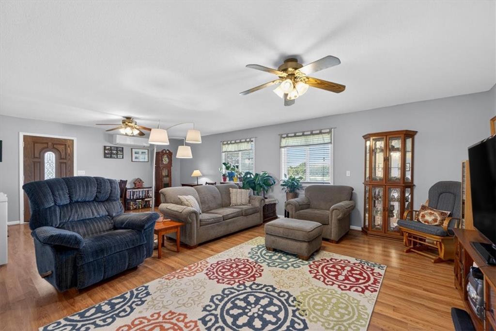 24960 Earnest Road Lane, KS 66042 - Photo 14 of 37