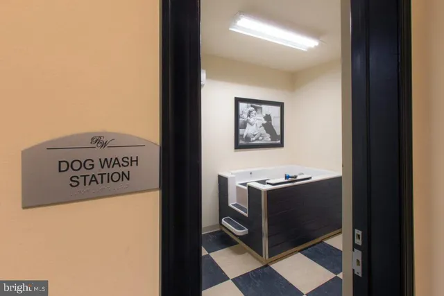 a view of a storage & utility room