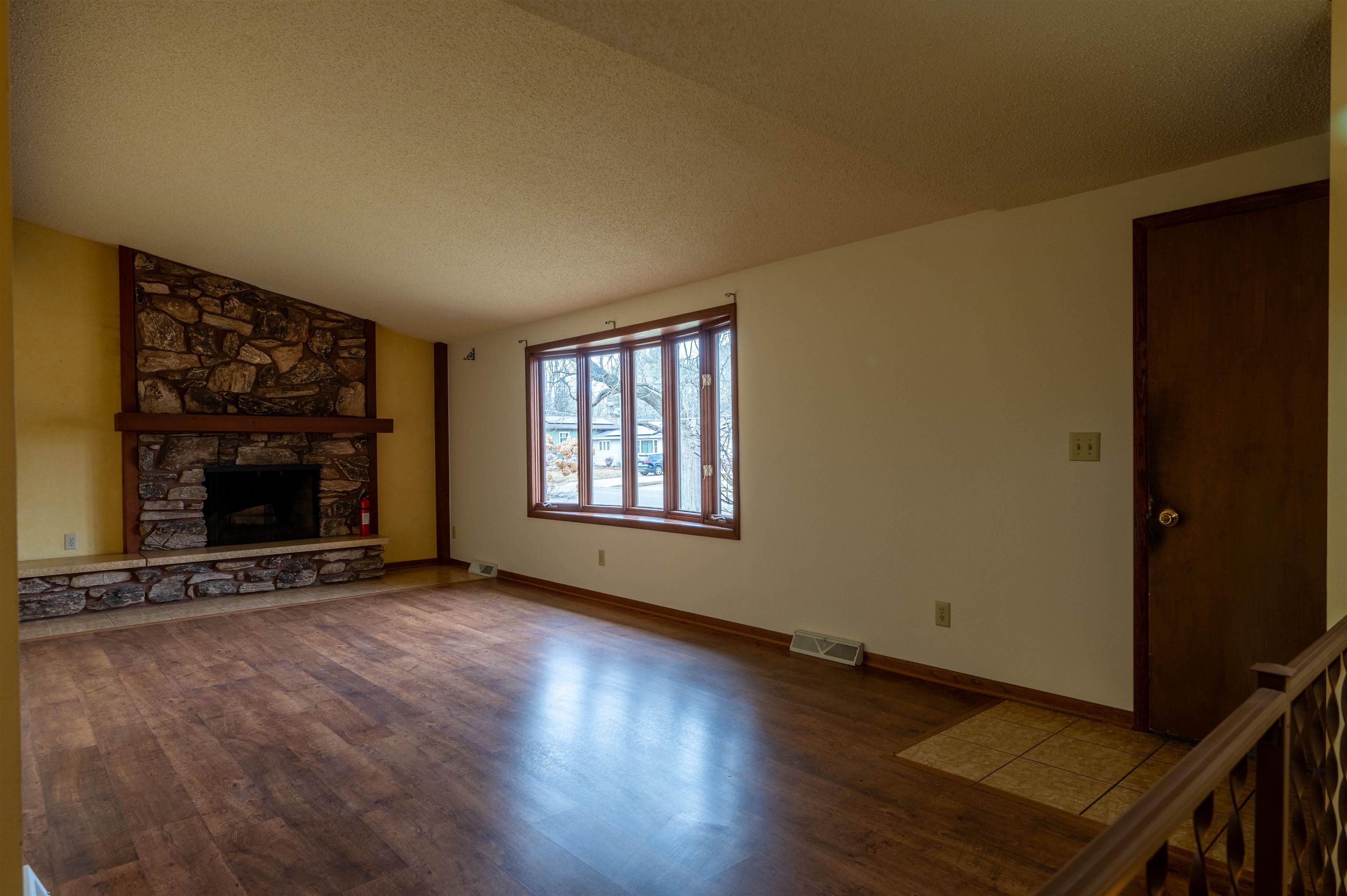 503 West Center Street Mount Morris, IL 61054 - Photo 5 of 44