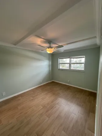 a view of empty room with window