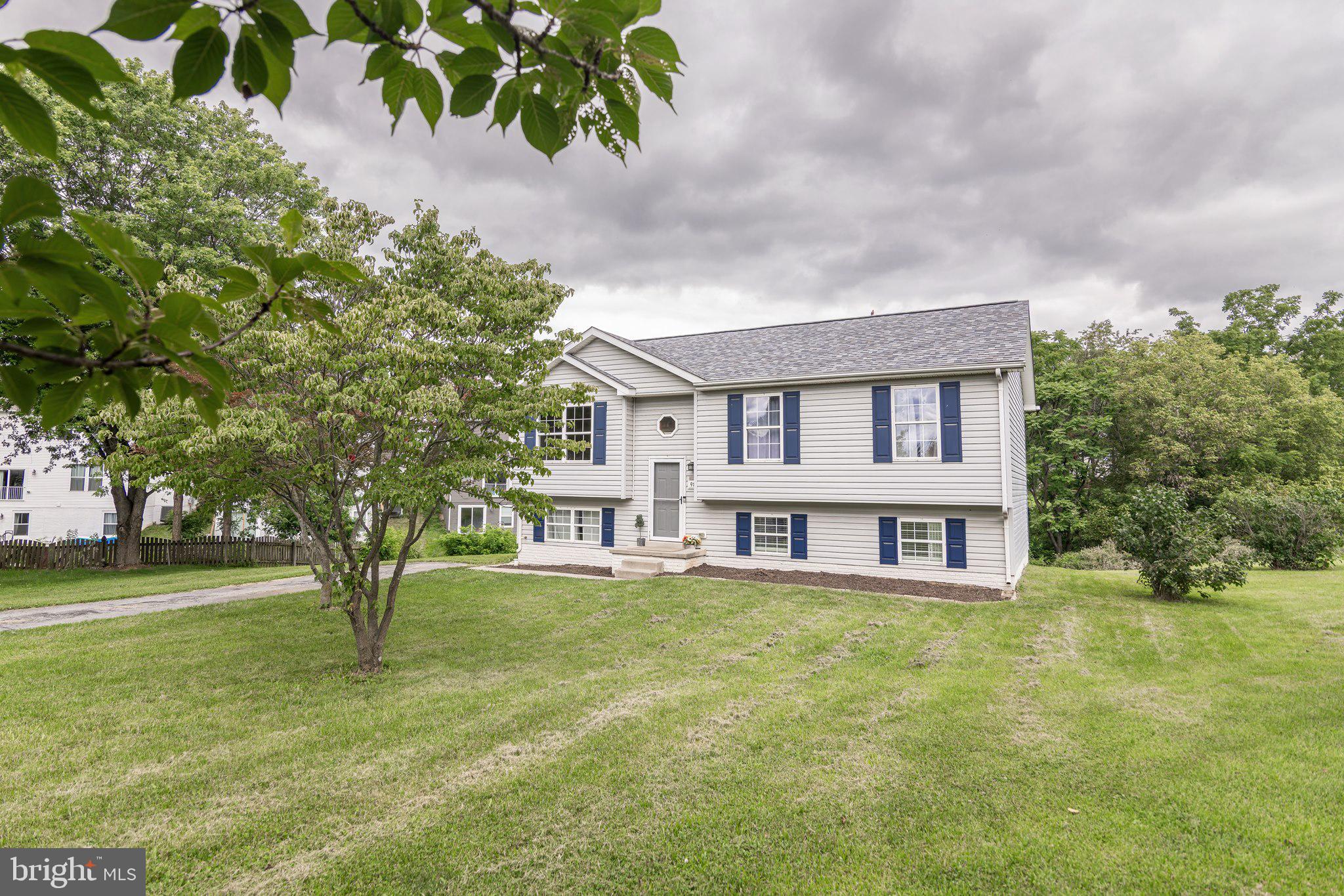 98 Rex Drive Ranson, WV 25438 - Photo 4 of 35 Gallery Image 4