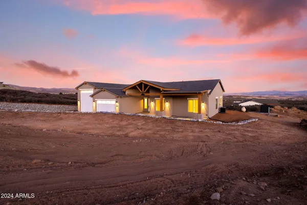 $825,000 | 635 South Grant Woods Parkway, Dewey, AZ 86327