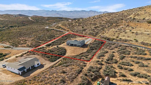 $825,000 | 635 South Grant Woods Parkway, Dewey, AZ 86327
