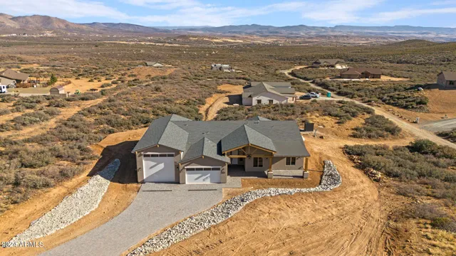 $825,000 | 635 South Grant Woods Parkway, Dewey, AZ 86327