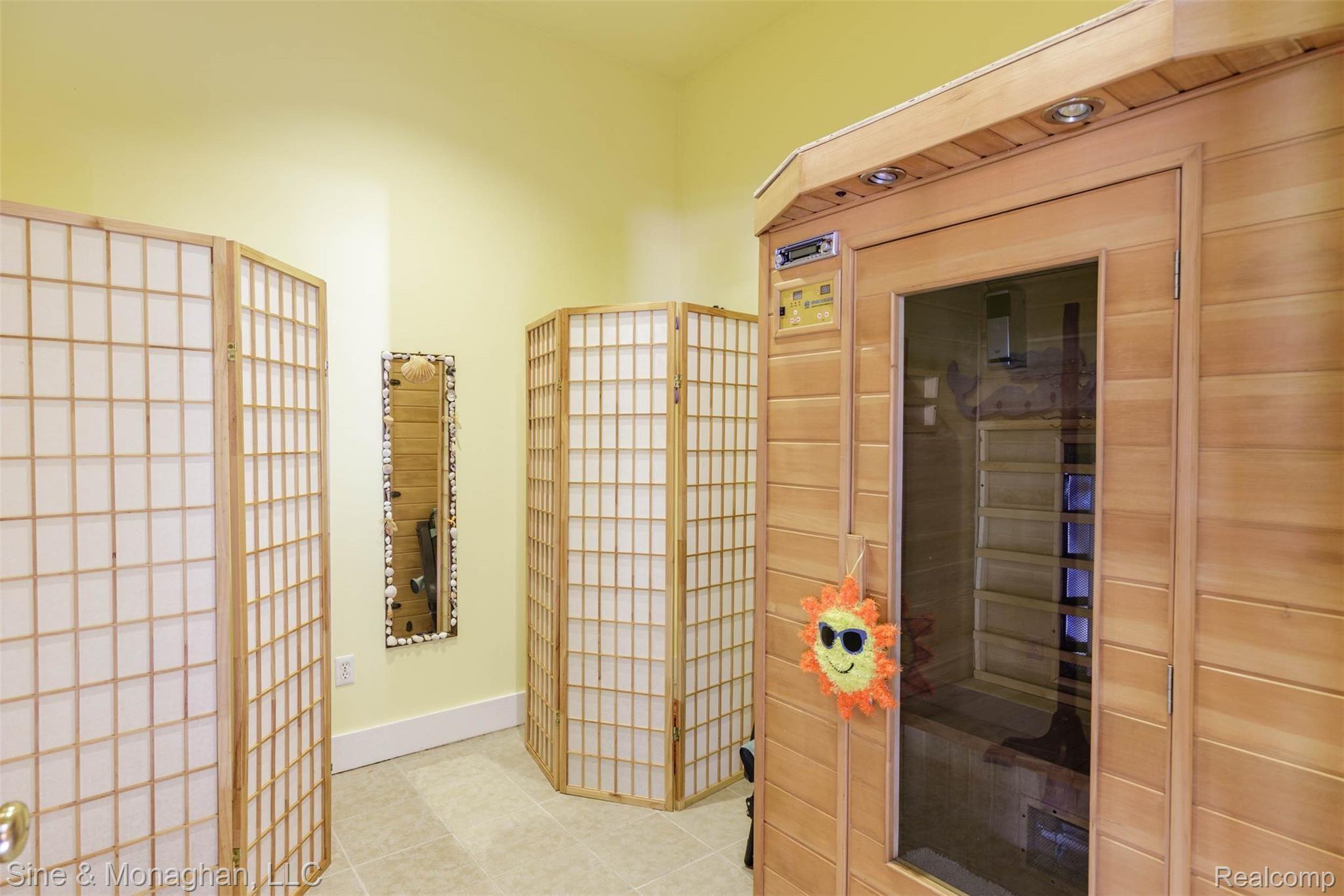 4784 Ketchum Road St. Clair, MI 48079 - Photo 77 of 83 77 CHANGING ROOM 4784 Ketchum Rd.jpg