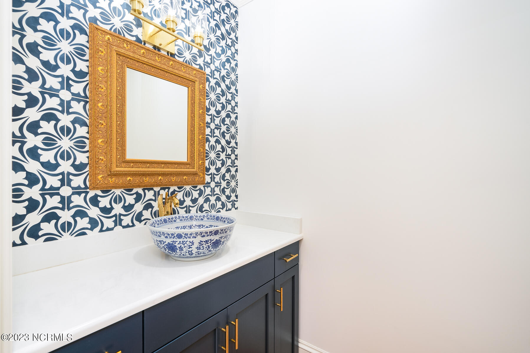 1830 Rivershore Road Elizabeth City, NC 27909 - Photo 16 of 70 1830 Rivershore powder room 1