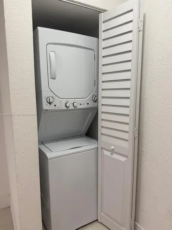 $2,500 | 1800 Northwest 18th Terrace, Unit 1, Miami, FL 33125