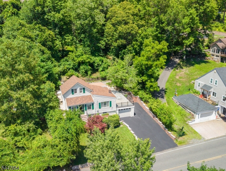 410 River Road Chatham, NJ 07928 - Photo 31 of 32