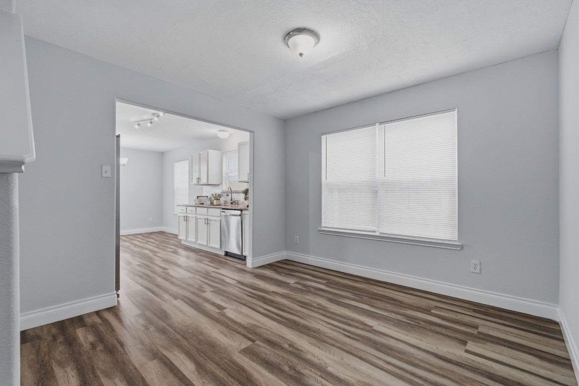 1427 Hade Falls Lane Houston, TX 77073 - Photo 16 of 31 From the dining room looking into the kitchen.