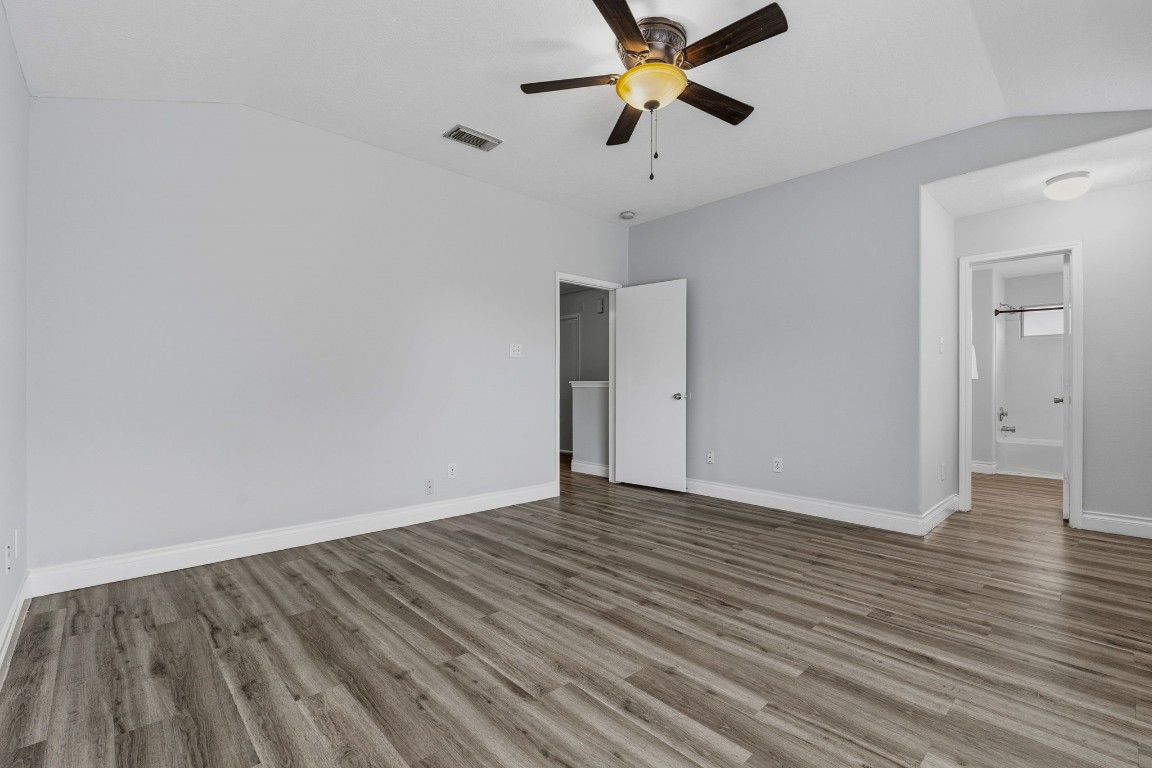 1427 Hade Falls Lane Houston, TX 77073 - Photo 19 of 31