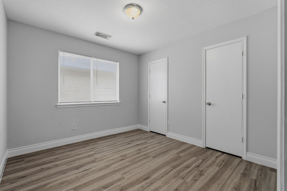 1427 Hade Falls Lane Houston, TX 77073 - Photo 22 of 31 Secondary Guest Room