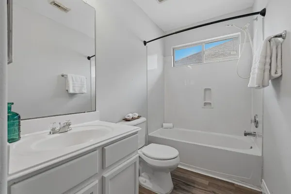 $1,895 | 1427 Hade Falls Lane, Houston, TX 77073