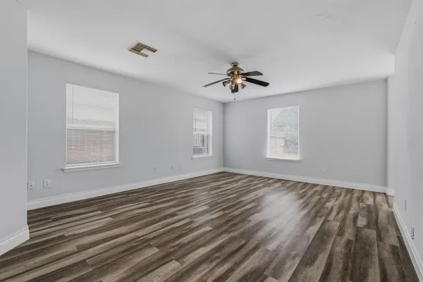 $1,895 | 1427 Hade Falls Lane, Houston, TX 77073