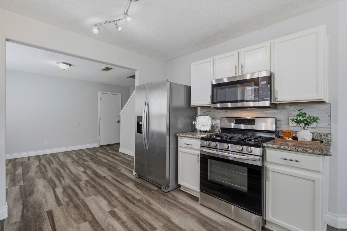1427 Hade Falls Lane Houston, TX 77073 - Photo 10 of 31 Another View of the Kitchen