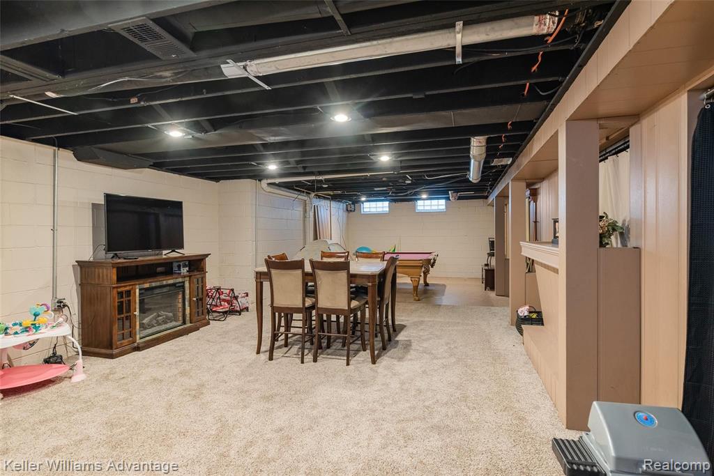 8818 Merriman Road Livonia, MI 48150 - Photo 34 of 39