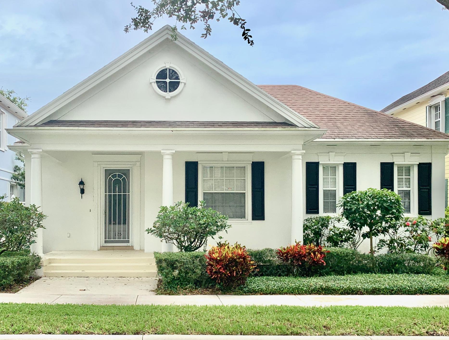 125 Date Palm Drive Jupiter, FL 33458 - Photo 2 of 24 Bermuda Style