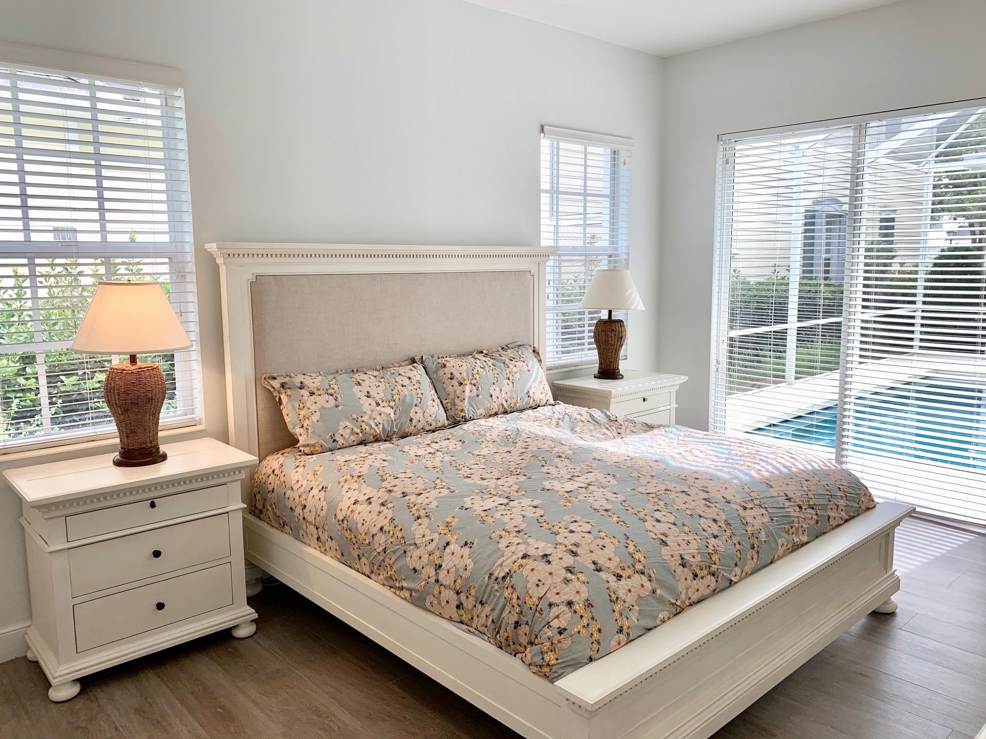 125 Date Palm Drive Jupiter, FL 33458 - Photo 11 of 24 Master Bedroom