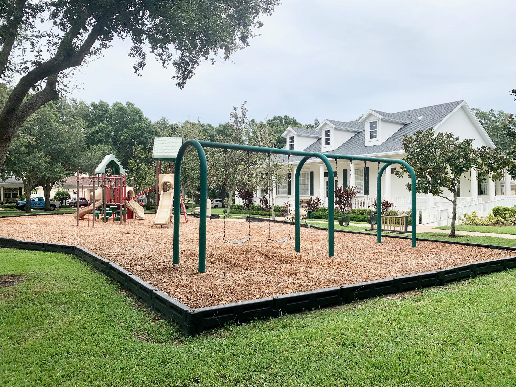 125 Date Palm Drive Jupiter, FL 33458 - Photo 23 of 24 Tot Lot