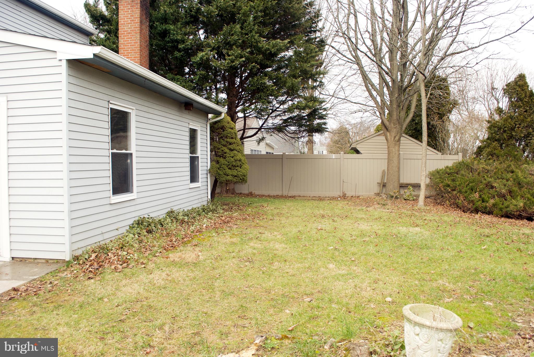 2543 Valley View Road Bensalem, PA 19020 - Photo 25 of 26 Rear Yard