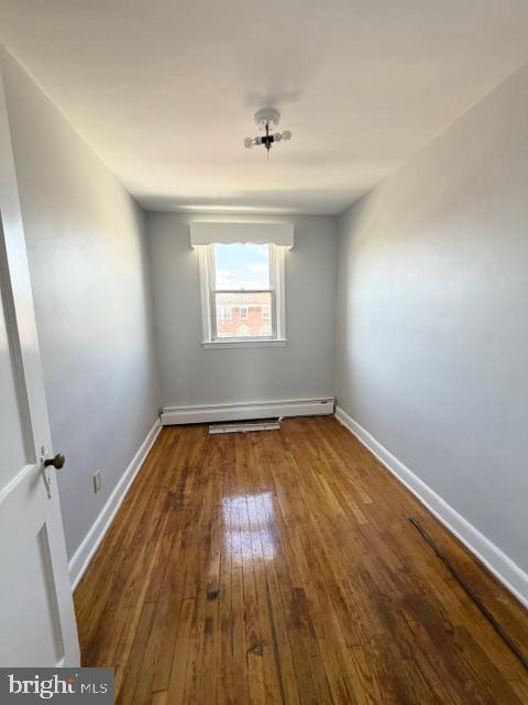 322 West Arundel Road Baltimore, MD 21225 - Photo 11 of 18 Bedroom 3