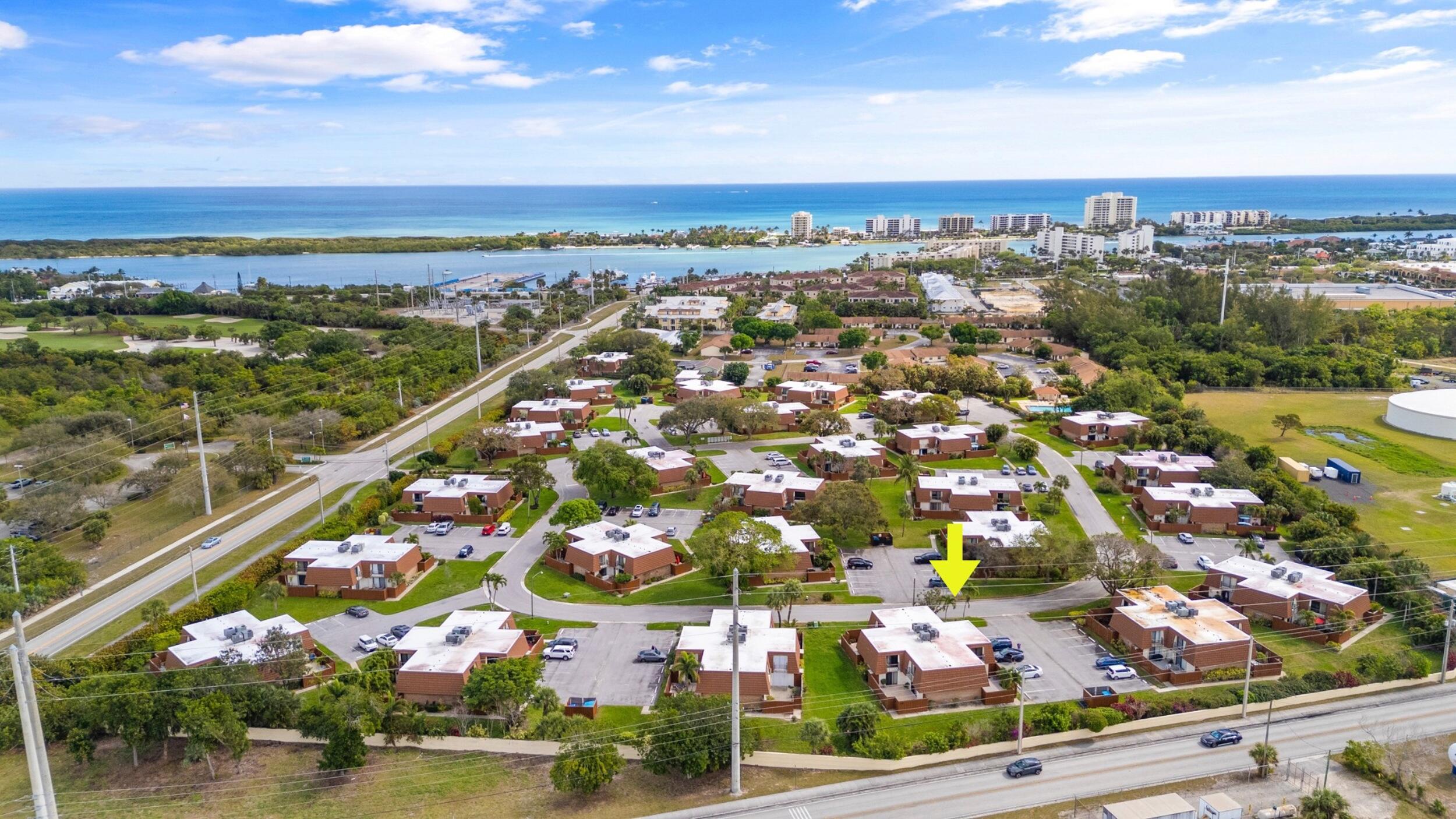 3900 County Line Road, Unit 10B Tequesta, FL 33469 - Photo 31 of 39 30_dji_20250225112457_0561_d_1