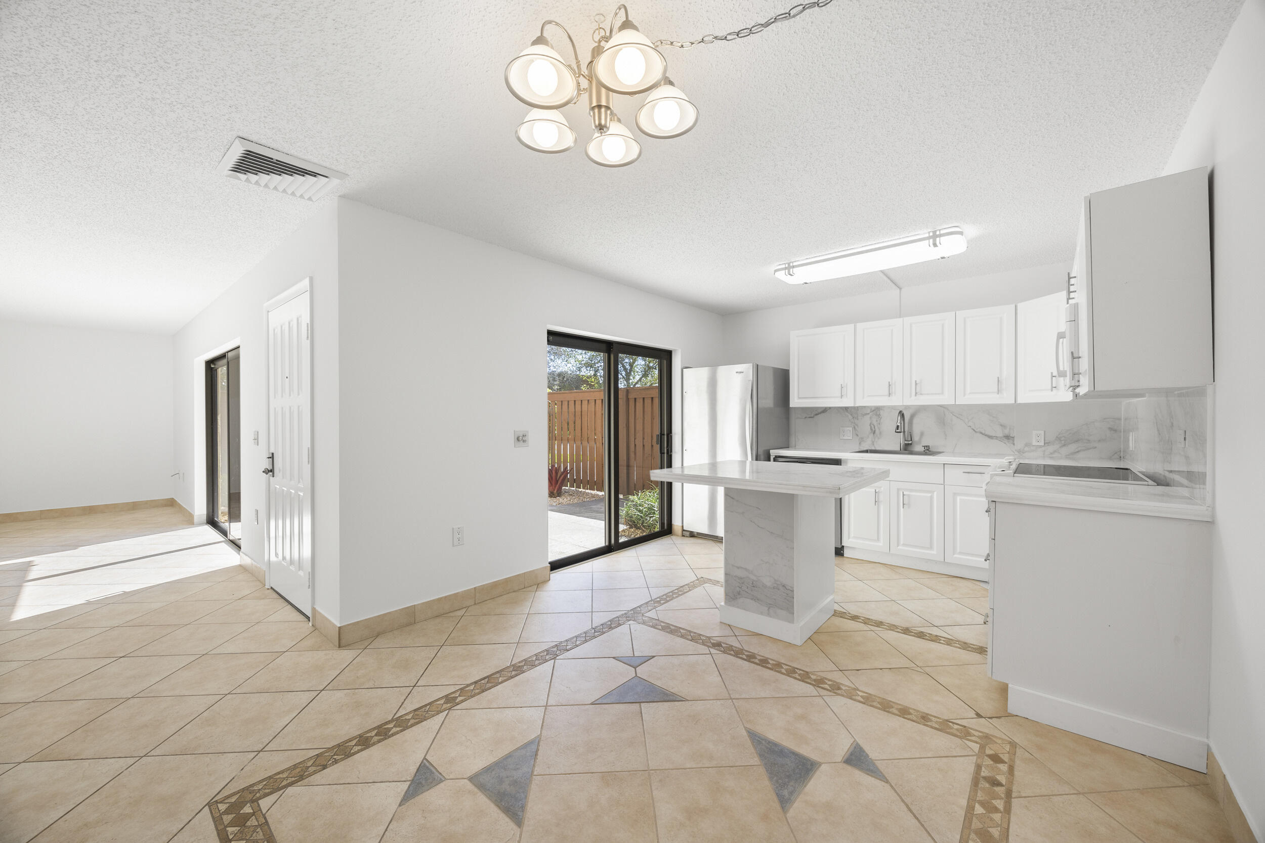 3900 County Line Road, Unit 10B Tequesta, FL 33469 - Photo 8 of 39 9_8p3a7951