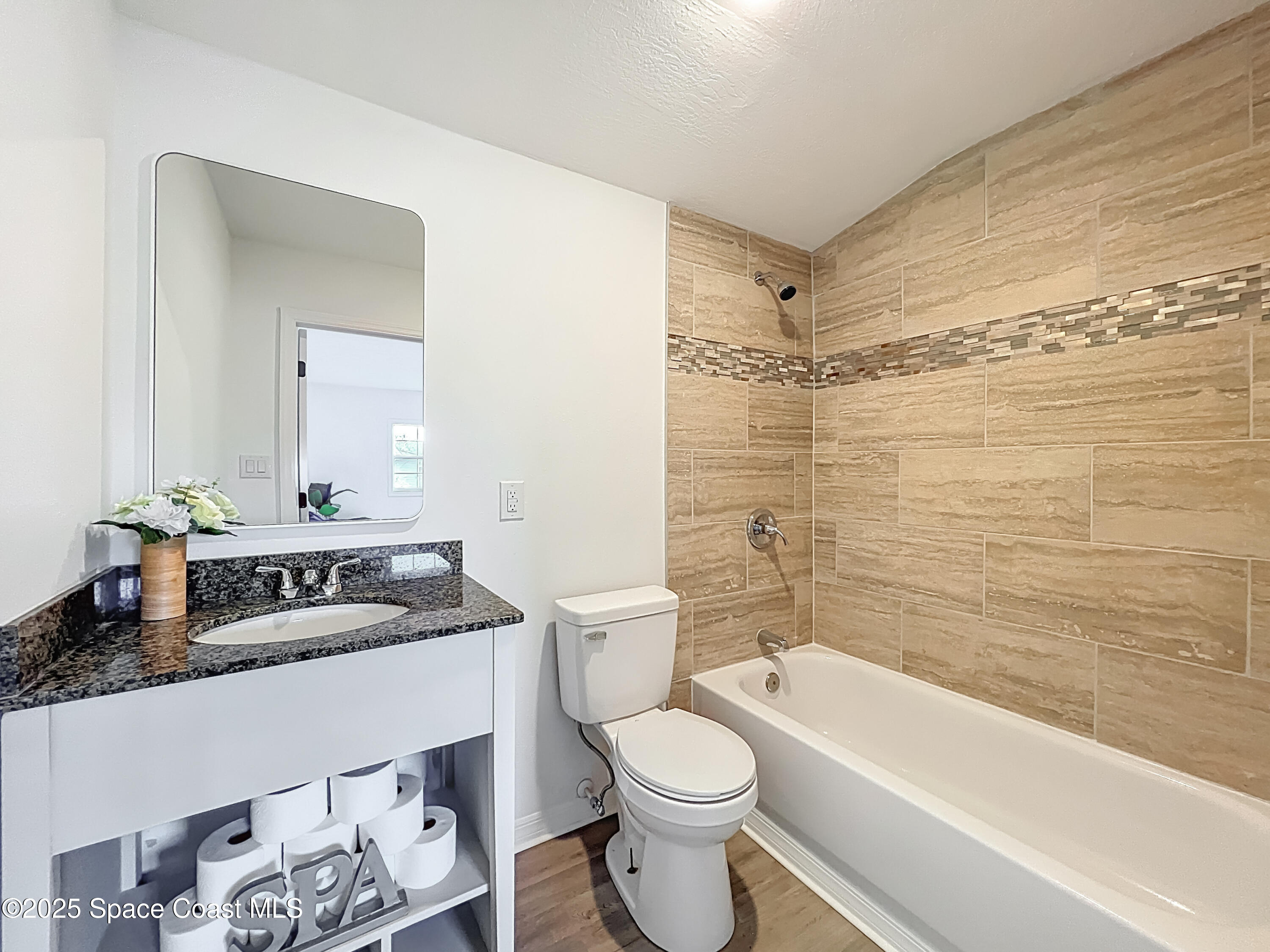 983 Vangi Lane Northeast Palm Bay, FL 32905 - Photo 26 of 35 Primary Bath