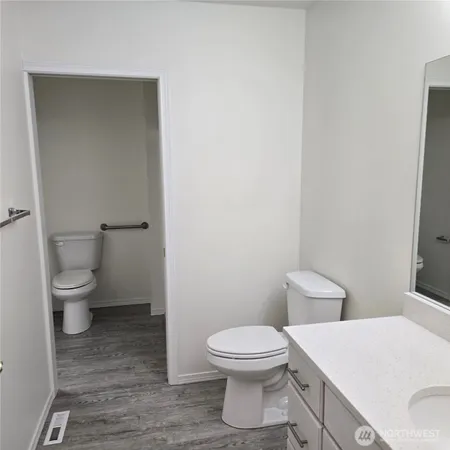 $2,100 | 818 East Washington Place, Sequim, WA 98382